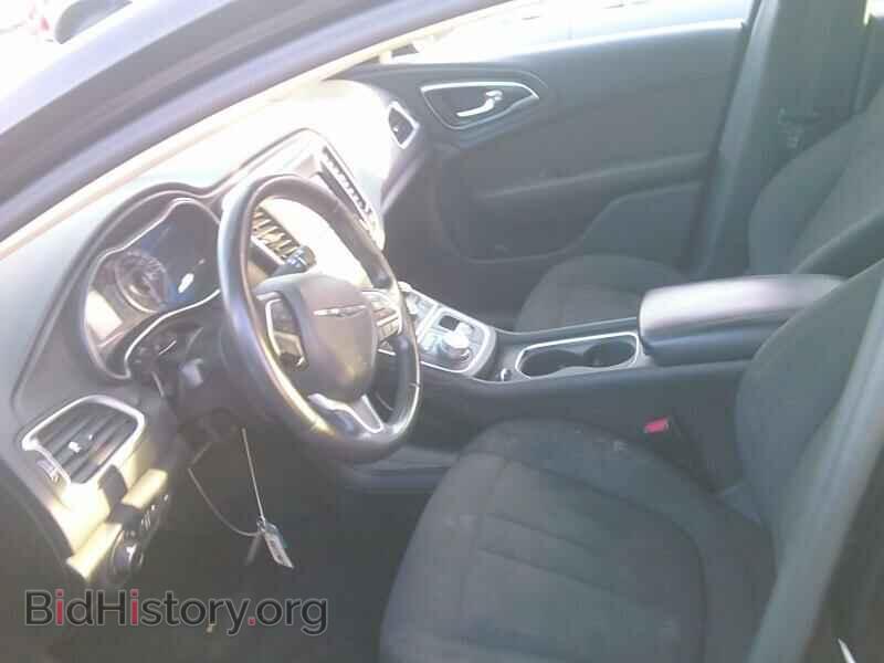 2016 Chrysler 200 - VIN: 1C3CCCAB6GN128573 - Photo 3
