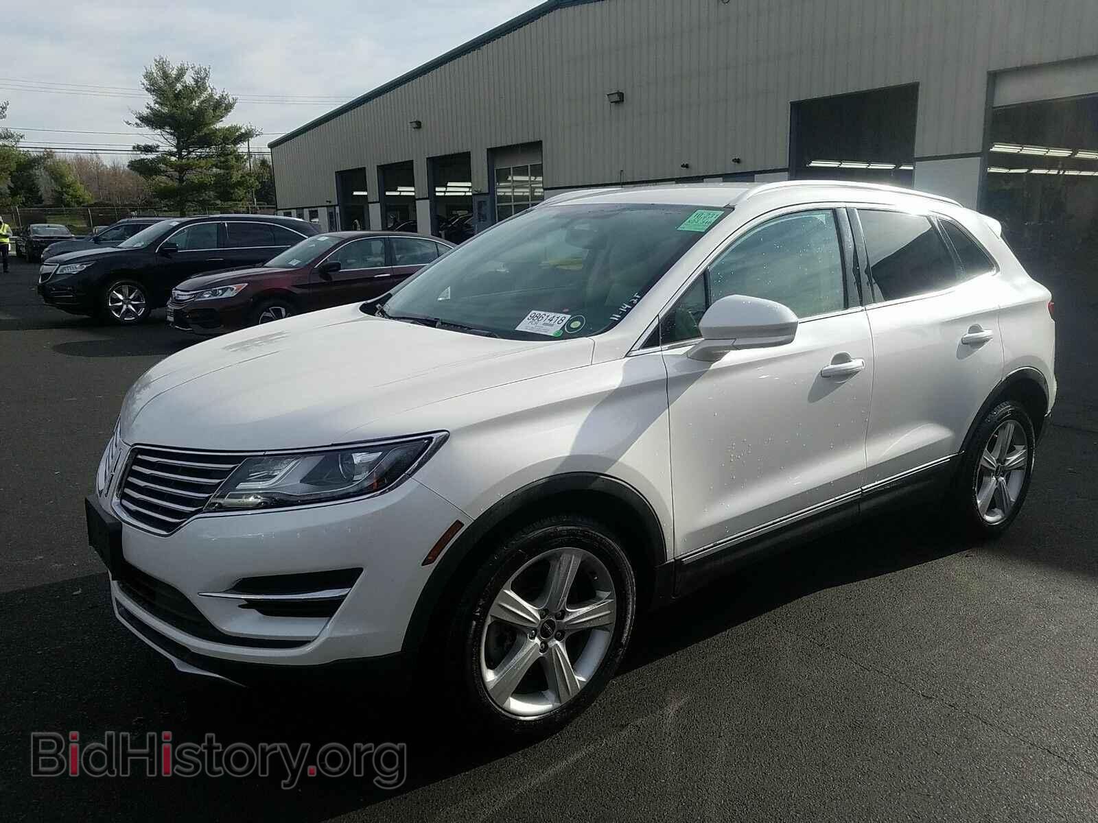 Фотография 5LMCJ1D95HUL51668 - Lincoln MKC 2017