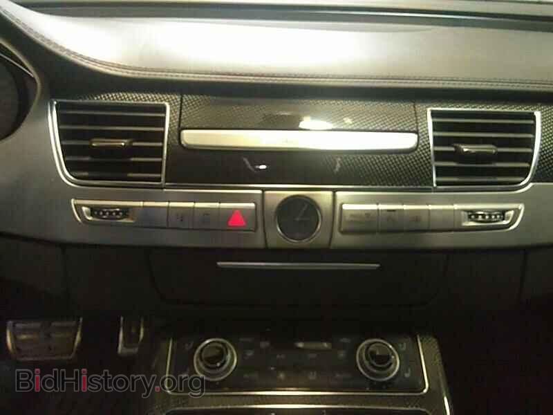 2013 Audi S8 - VIN: WAUD2AFD2DN015777 - Photo 4