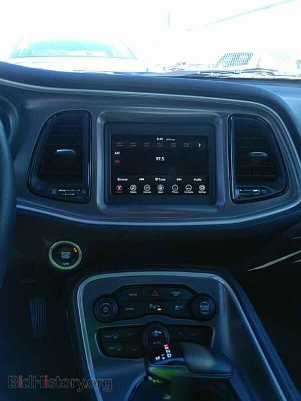 2019 Dodge Challenger - VIN: 2C3CDZBT2KH557167 - Фото 4