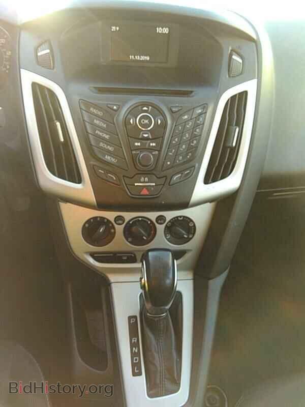 2014 Ford Focus - VIN: 1FADP3F27EL277358 - Photo 4