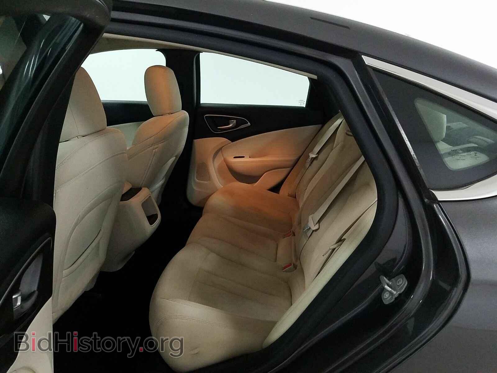 2016 Chrysler 200 - VIN: 1C3CCCAB5GN144070 - Фото 13