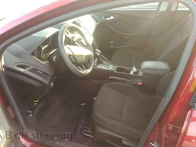 2017 Ford Focus - VIN: 1FADP3F22HL276848 - Фото 3