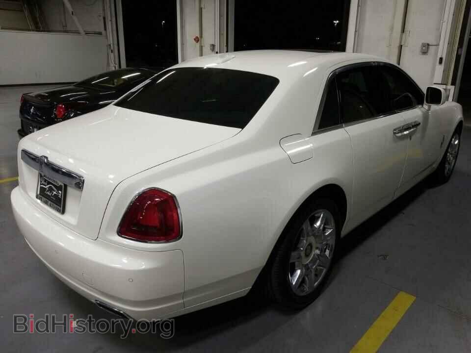 2010 Rolls-Royce Ghost - VIN: SCA664S55AUX48883 - Photo 2
