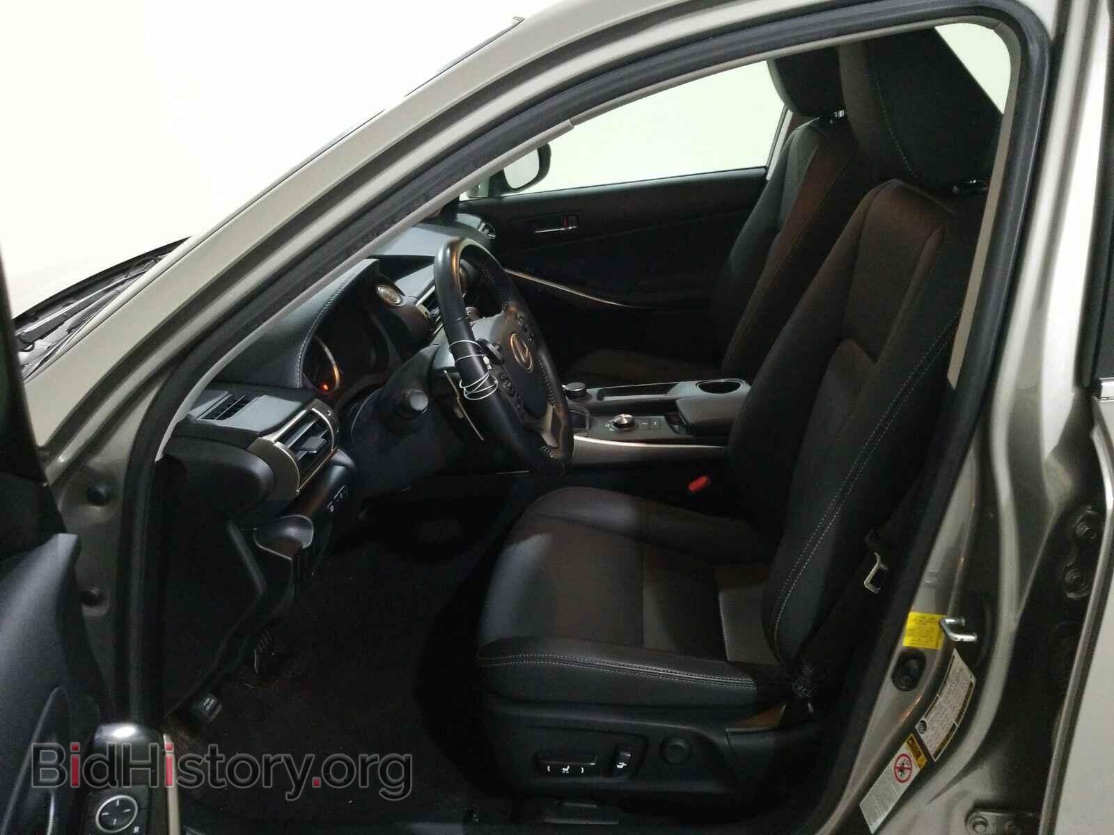 2016 Lexus IS 200t - VIN: JTHBA1D26G5018747 - Фото 7