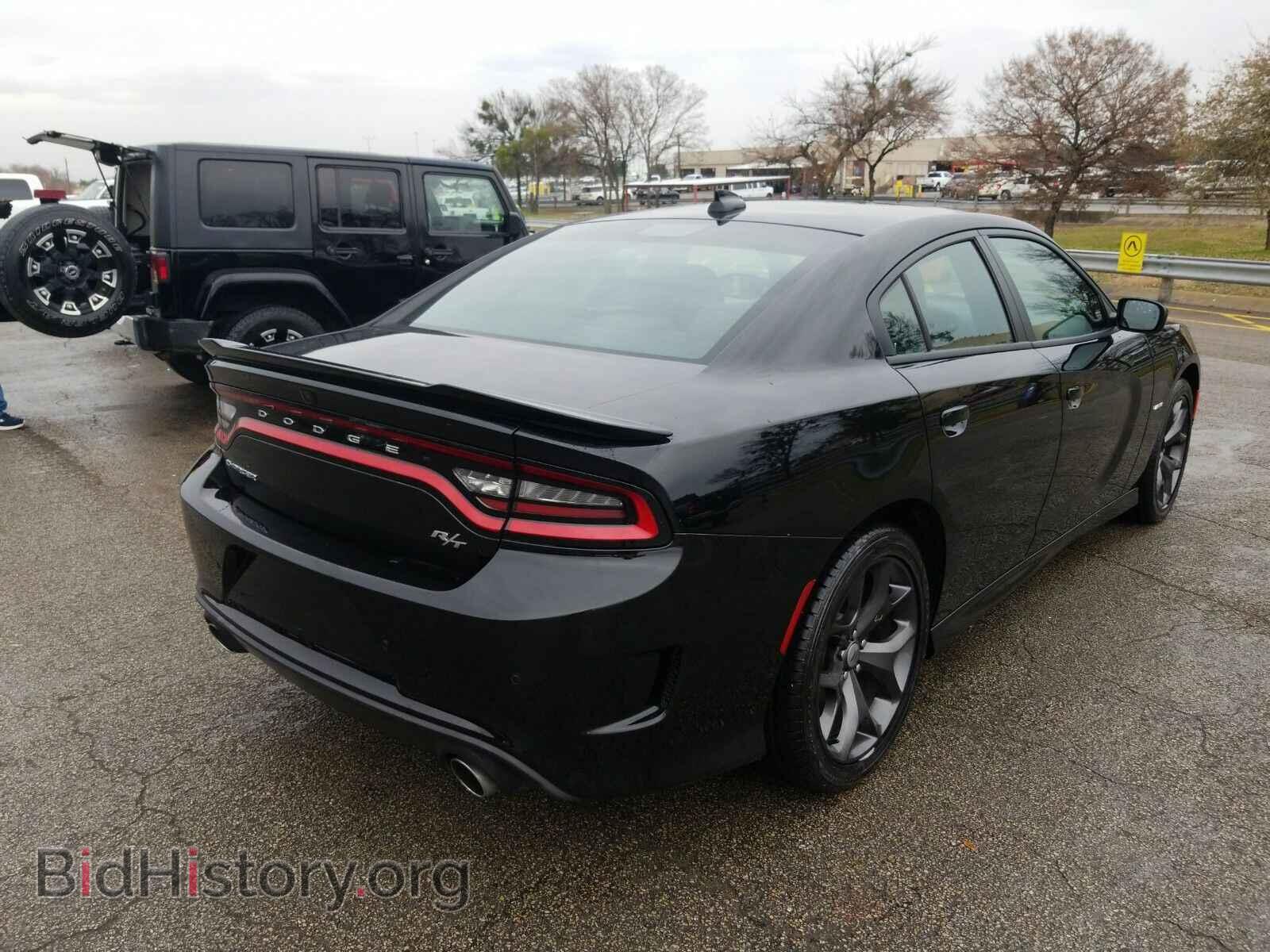 2019 Dodge Charger - VIN: 2C3CDXCTXKH630059 - Photo 2