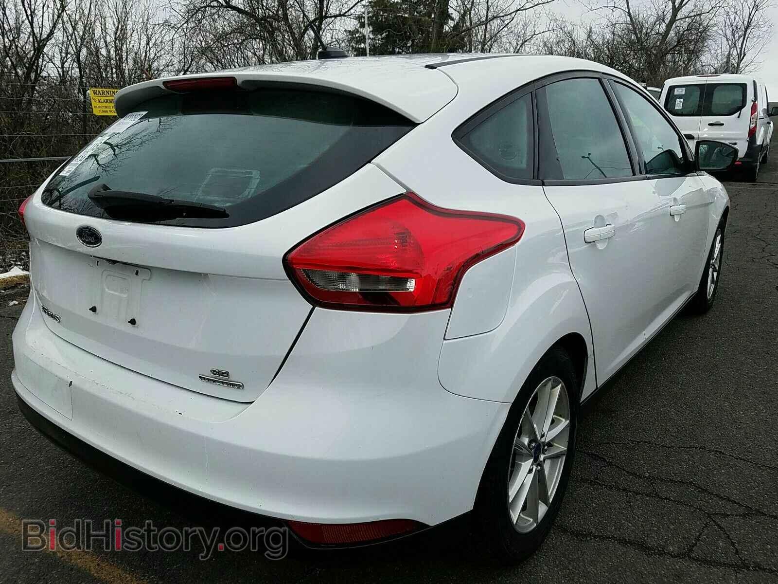 2015 Ford Focus - VIN: 1FADP3K28FL308169 - Фото 2