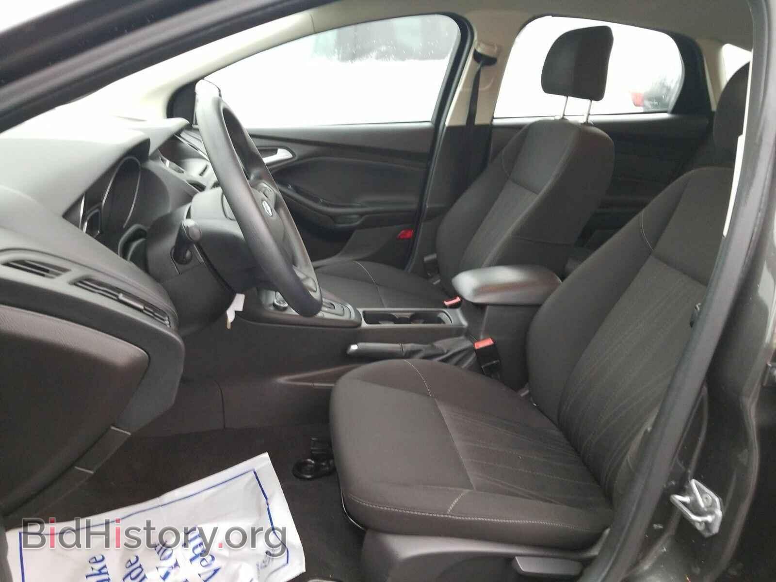 2016 Ford Focus - VIN: 1FADP3K23GL304032 - Фото 3