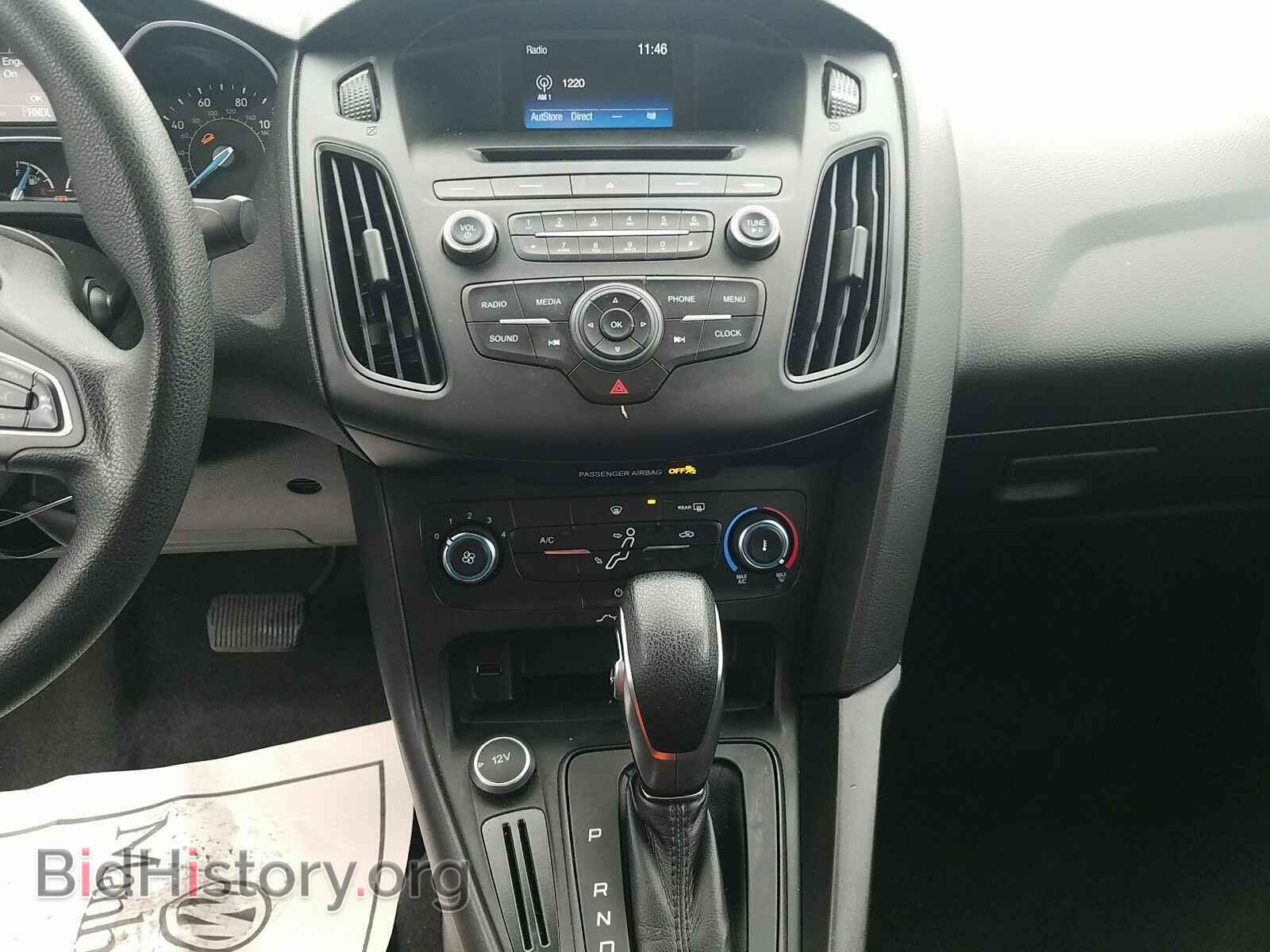 2016 Ford Focus - VIN: 1FADP3E26GL373583 - Фото 4
