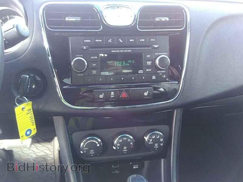 2013 Chrysler 200 - VIN: 1C3CCBCGXDN745070 - Фото 4