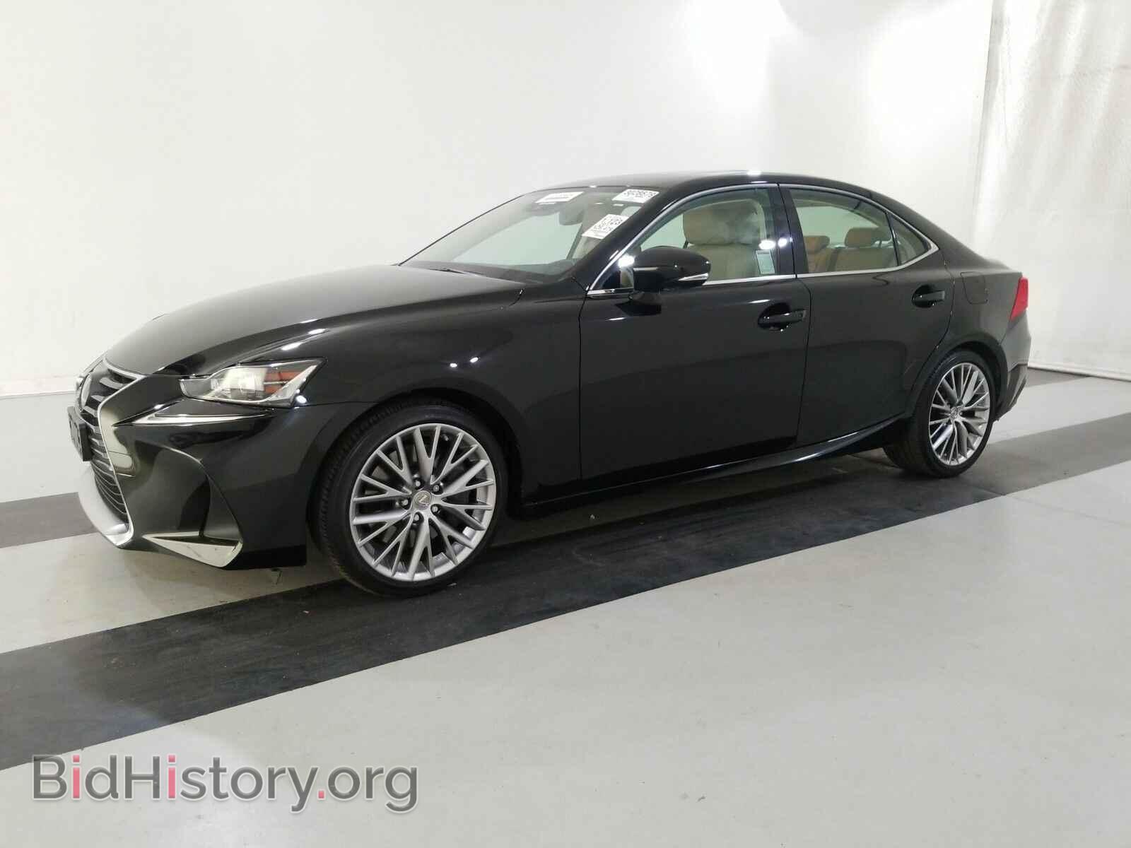 Фотография JTHBA1D27H5044565 - Lexus IS 2017