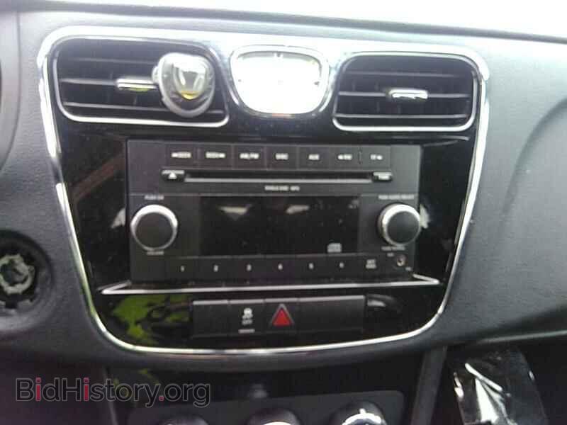 2011 Chrysler 200 - VIN: 1C3BC4FB4BN626337 - Фото 4
