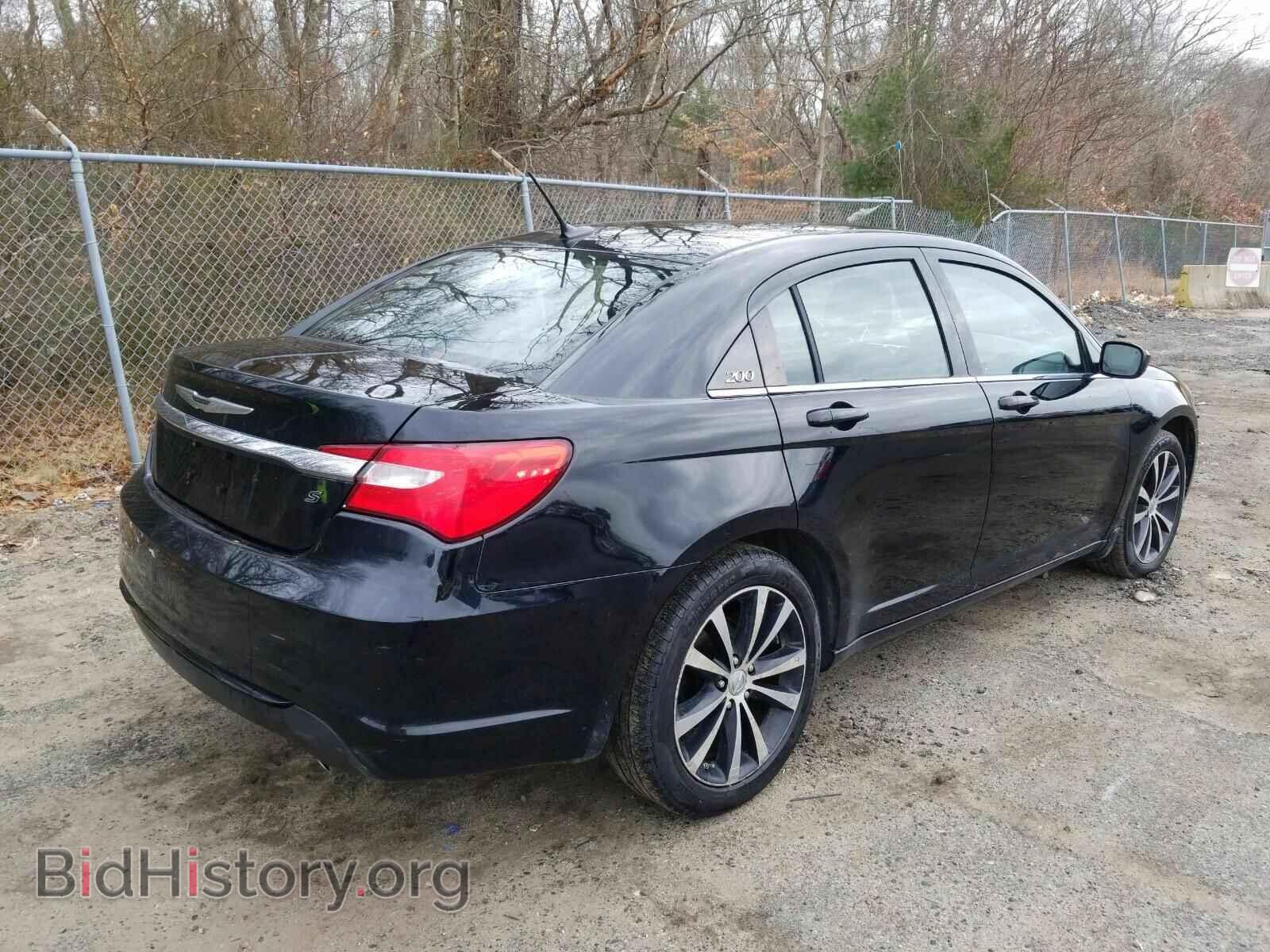 2013 Chrysler 200 - VIN: 1C3CCBBG7DN701190 - Фото 2