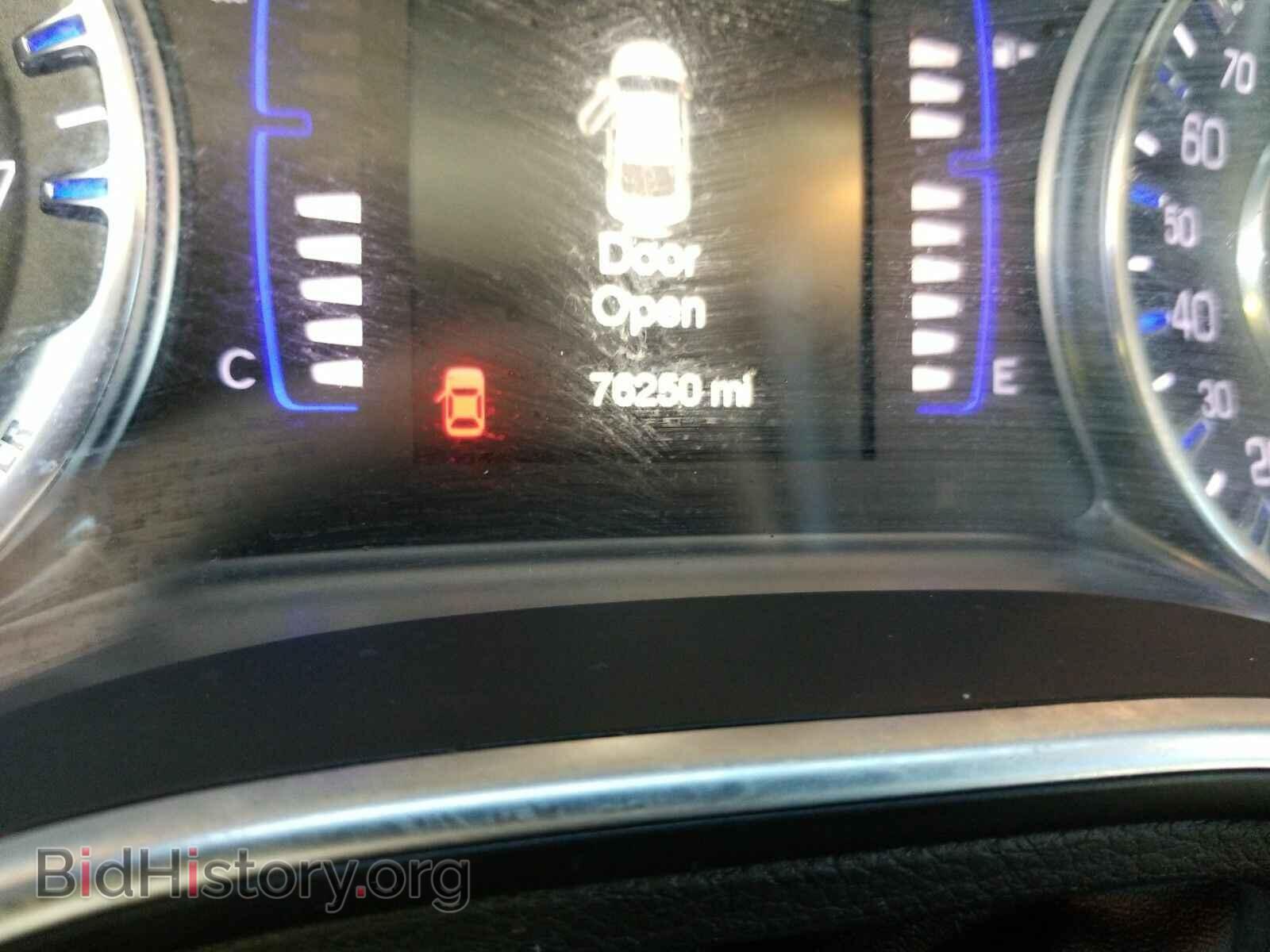 2016 Chrysler 200 - VIN: 1C3CCCFB8GN188041 - Фото 5