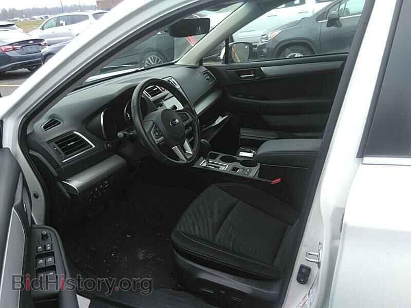 2017 Subaru Outback - VIN: 4S4BSAFC9H3300295 - Фото 3