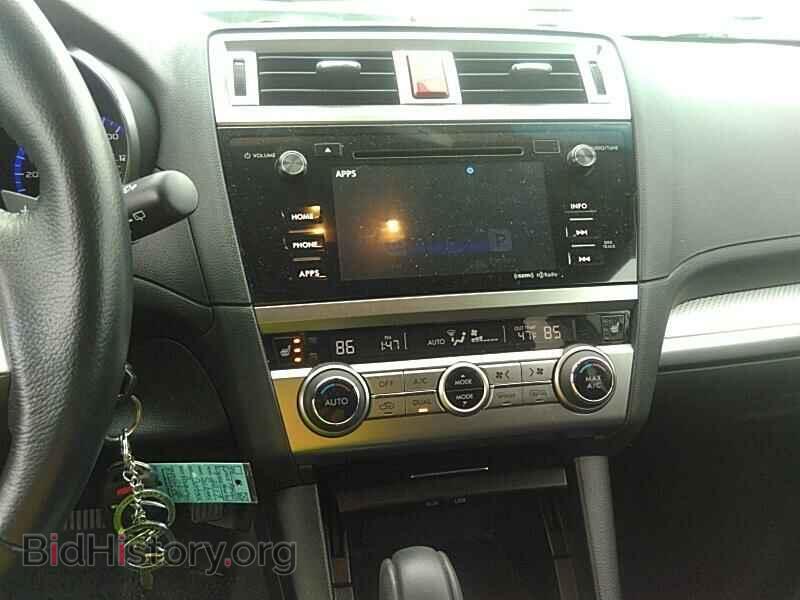2017 Subaru Outback - VIN: 4S4BSAFC9H3300295 - Фото 4