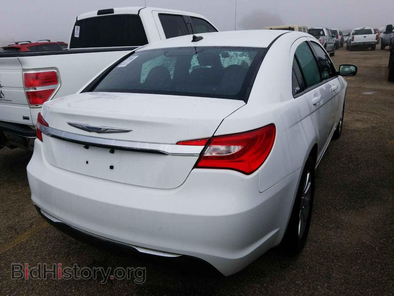 2013 Chrysler 200 - VIN: 1C3CCBBB0DN549600 - Photo 2