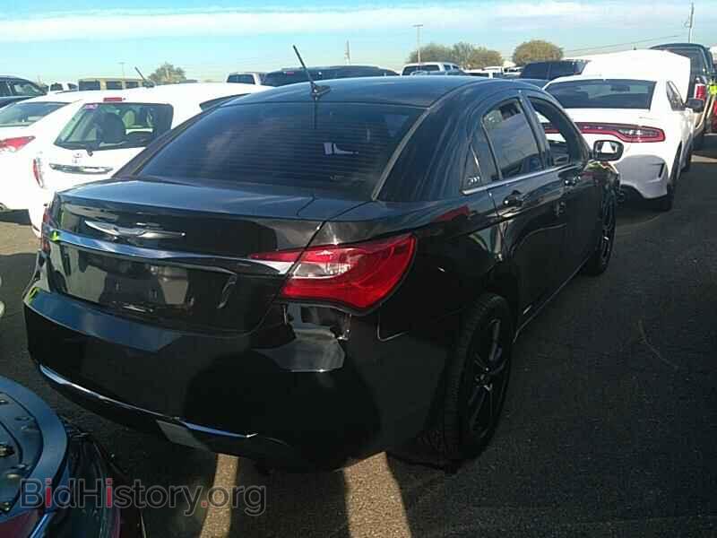 2012 Chrysler 200 - VIN: 1C3CCBAB8CN273750 - Фото 2