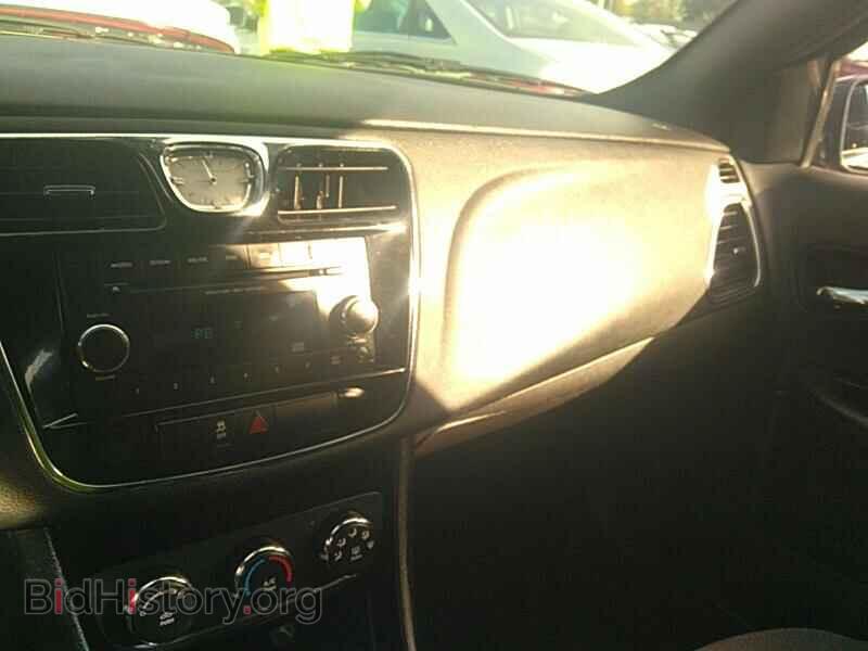 2012 Chrysler 200 - VIN: 1C3CCBAB8CN273750 - Фото 4
