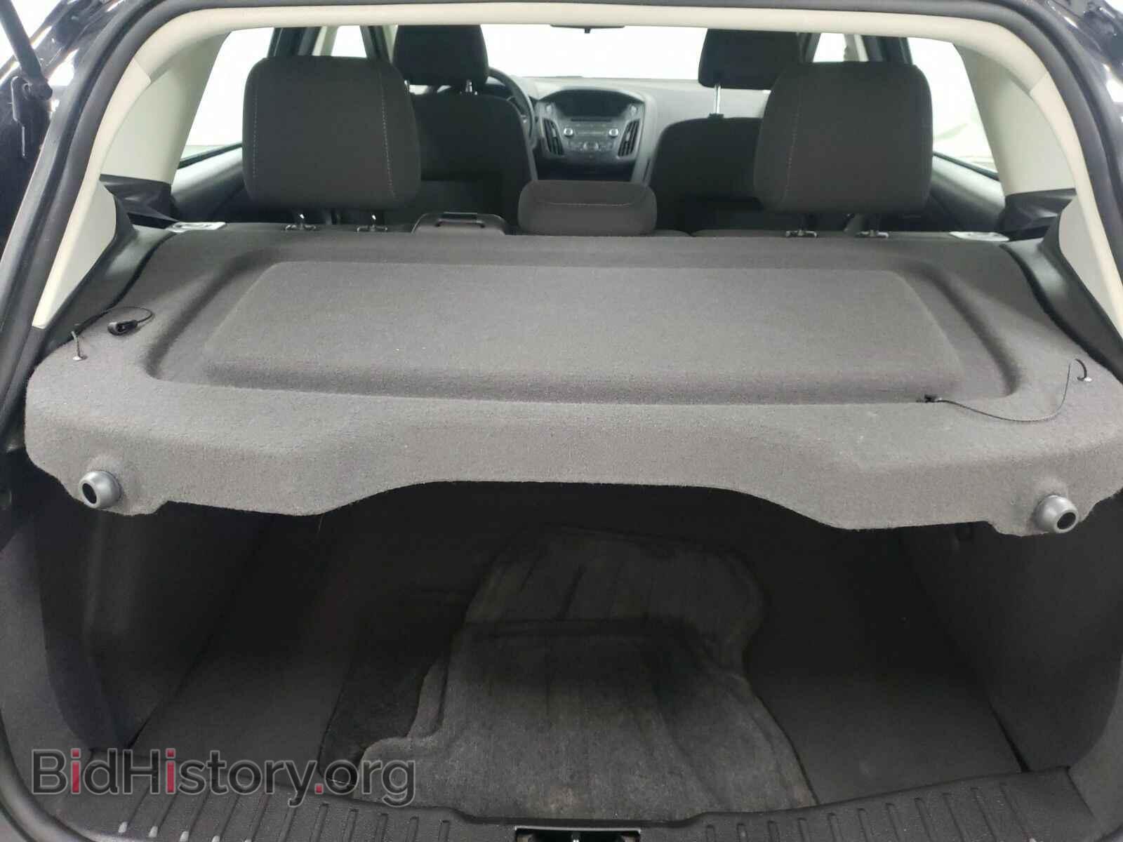 2016 Ford Focus - VIN: 1FADP3K23GL206392 - Photo 17