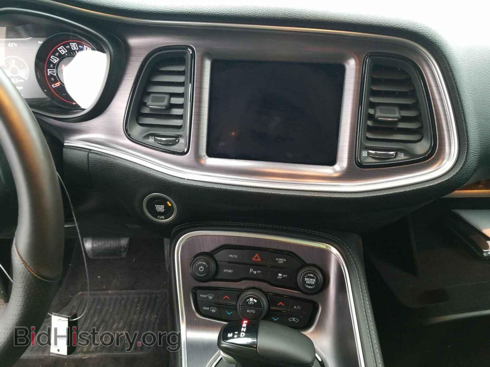 2018 Dodge Challenger - VIN: 2C3CDZAG8JH334067 - Фото 4