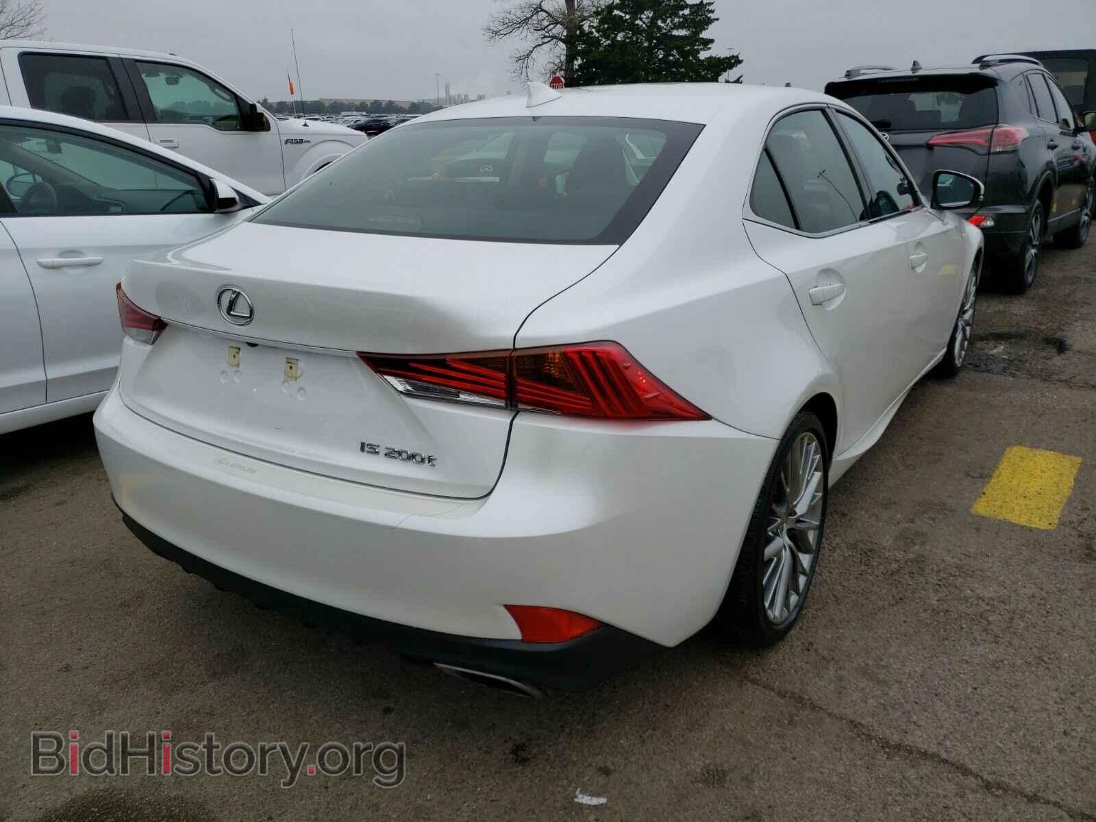 2017 Lexus IS - VIN: JTHBA1D29H5043045 - Фото 2