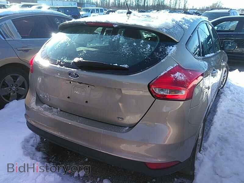 2015 Ford Focus - VIN: 1FADP3K23FL345890 - Фото 2