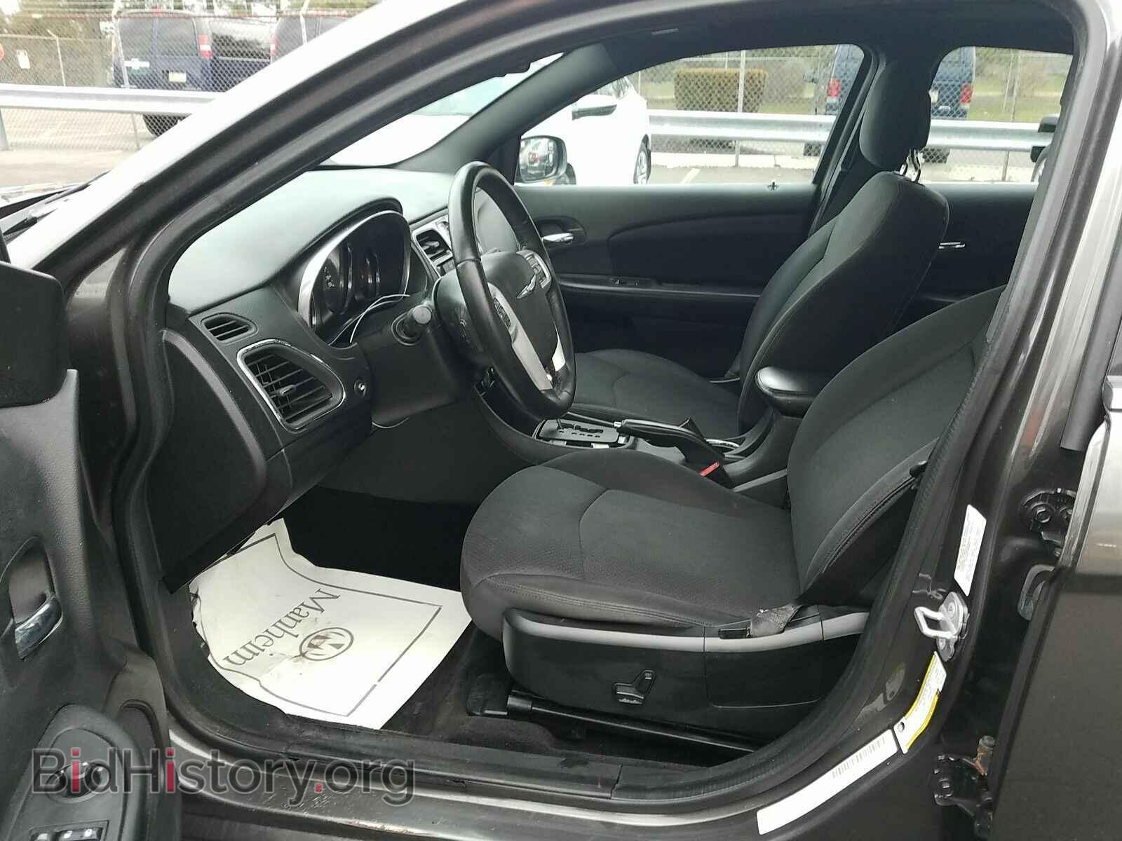 2014 Chrysler 200 - VIN: 1C3CCBBG8EN177209 - Фото 3