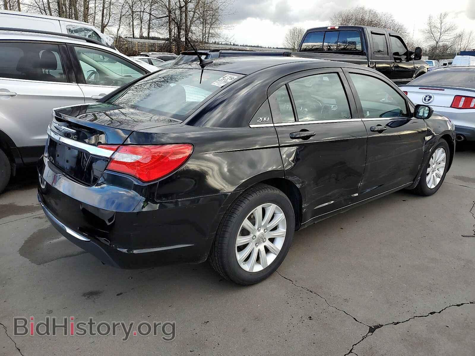 2014 Chrysler 200 - VIN: 1C3CCBBB7EN153455 - Фото 2
