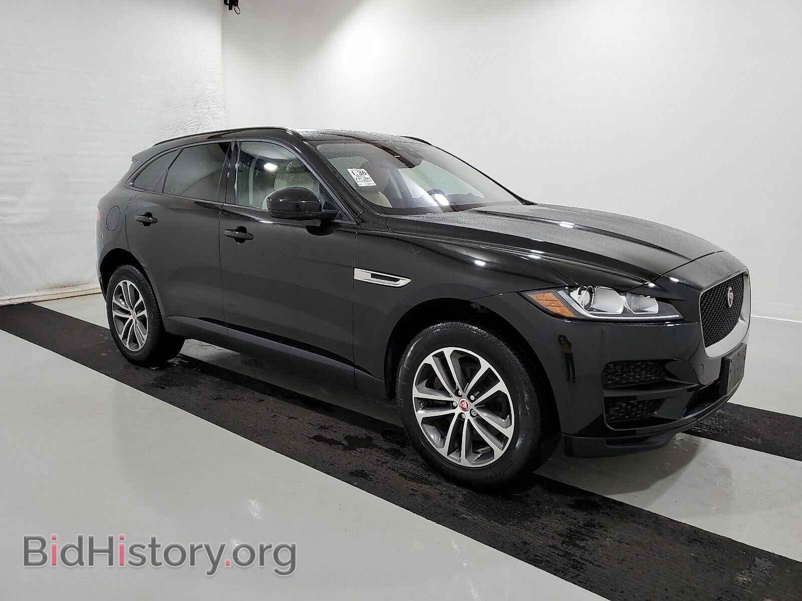 2017 Jaguar F-PACE - VIN: SADCJ2BV0HA067903 - Фото 3