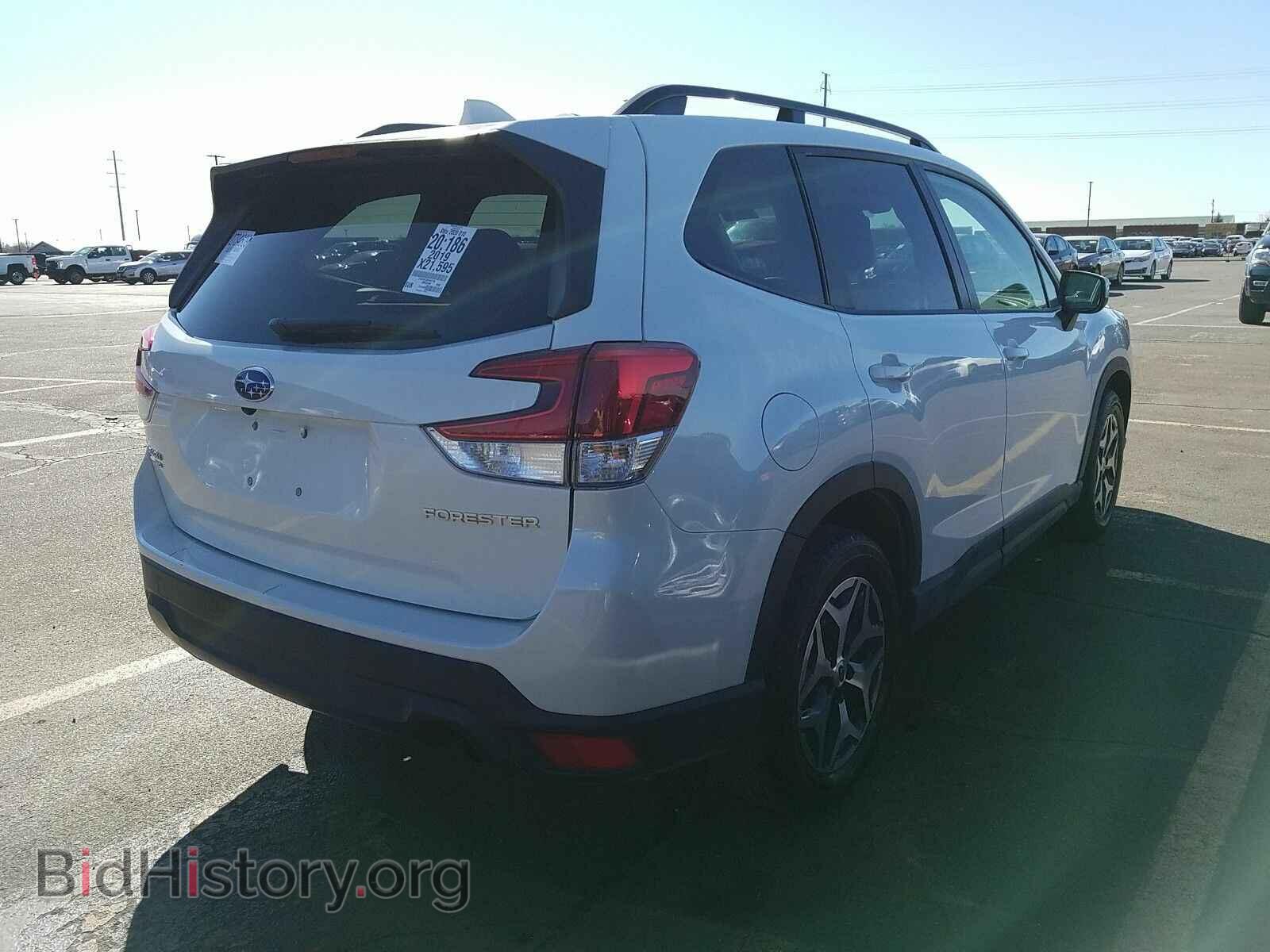 2019 Subaru Forester - VIN: JF2SKAEC6KH497105 - Фото 2