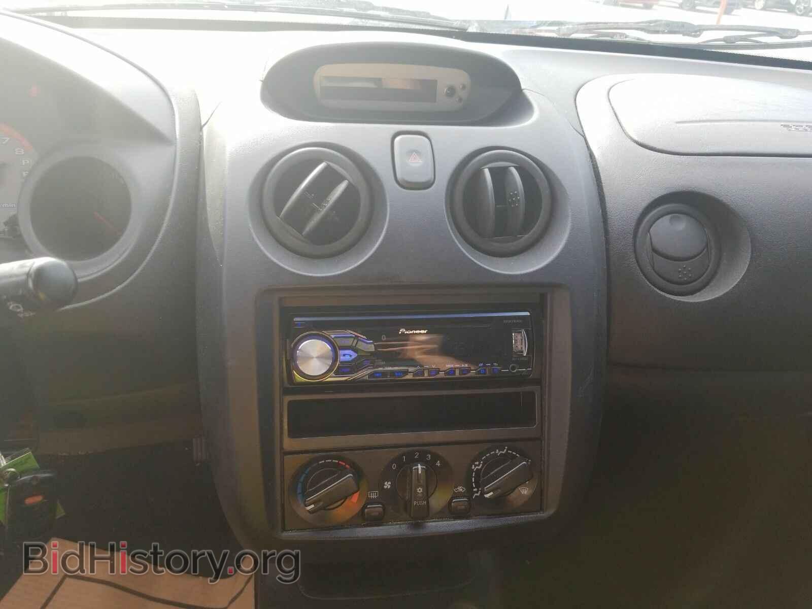 2004 Mitsubishi Eclipse - VIN: 4A3AE45G74E070958 - Фото 4