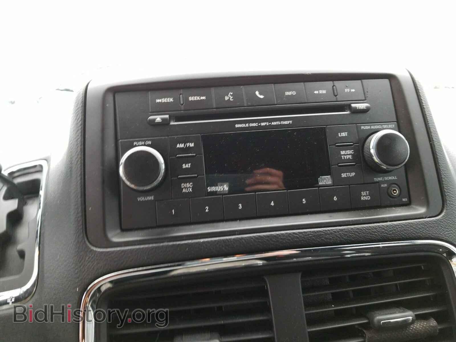 2017 Dodge Grand Caravan - VIN: 2C4RDGBG2HR568024 - Фото 4