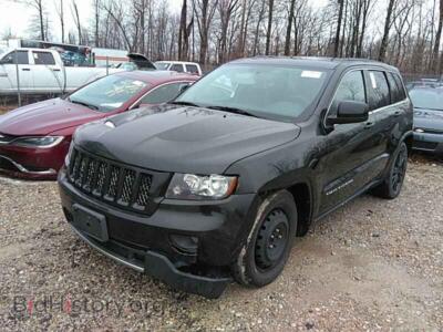 2012 Jeep GRAND CHEROKEE 4WD 4DR Laredo Altitude — VIN 1C4RJFAT0CC353471