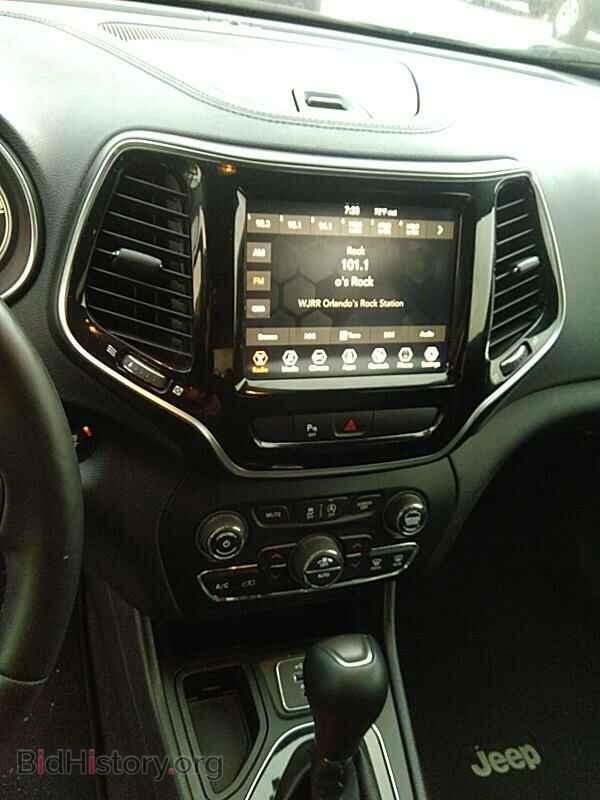 2019 Jeep Cherokee - VIN: 1C4PJLDB4KD170186 - Фото 4