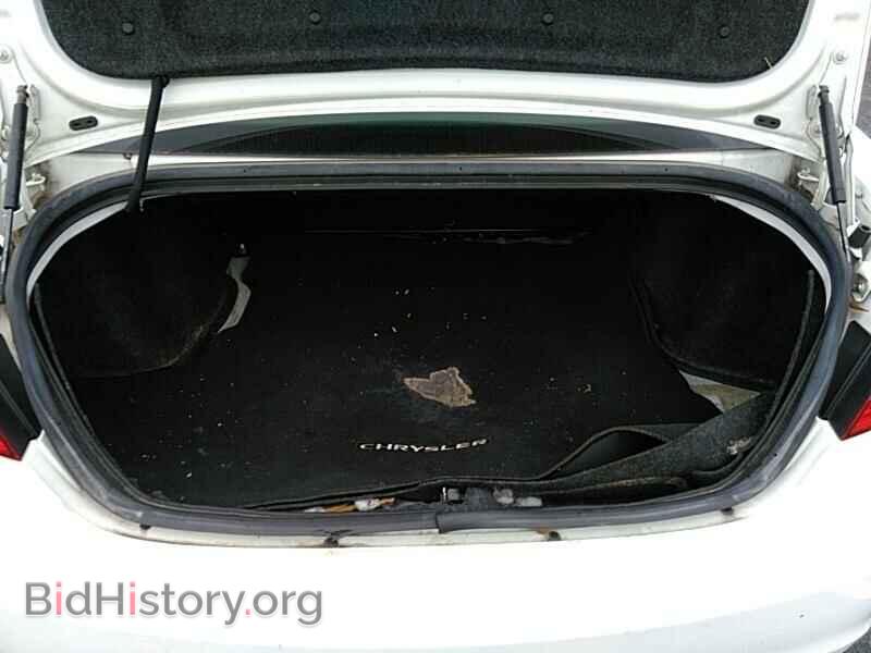 2013 Chrysler 200 - VIN: 1C3CCBBB0DN735489 - Фото 7