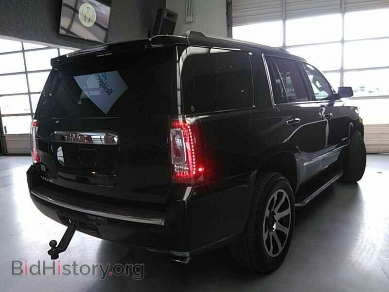 2016 GMC Yukon - VIN: 1GKS2CKJ0GR210232 - Фото 2