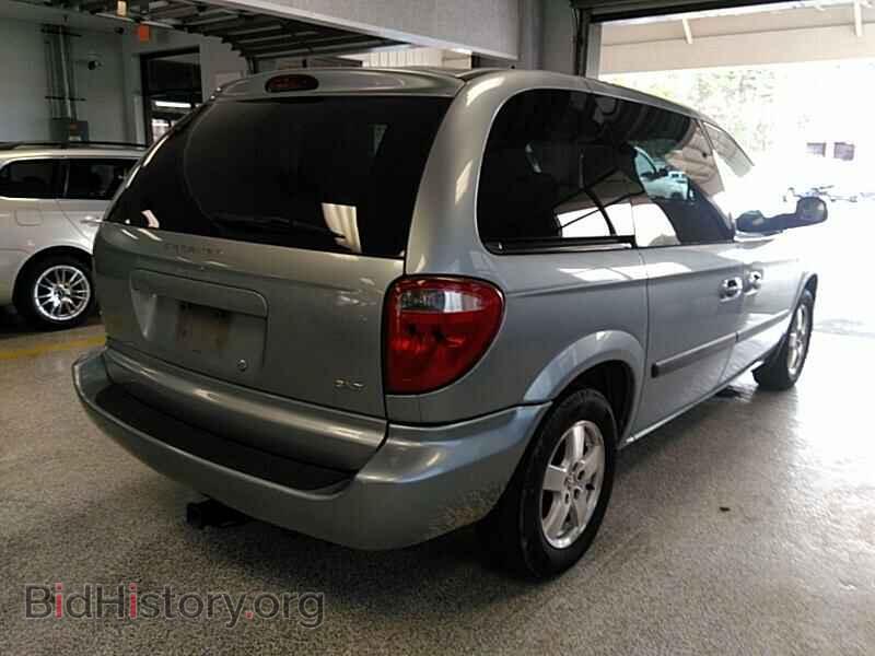 2005 Dodge Caravan - VIN: 1D4GP45R15B221243 - Photo 2