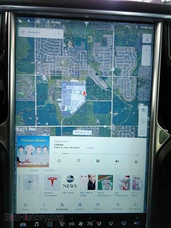 2015 Tesla Model S - VIN: 5YJSA1S20FF094031 - Фото 4