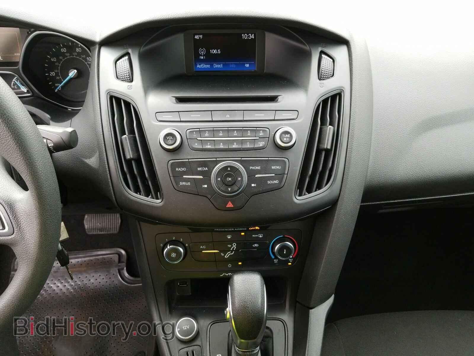 2017 Ford Focus - VIN: 1FADP3F25HL207670 - Фото 4