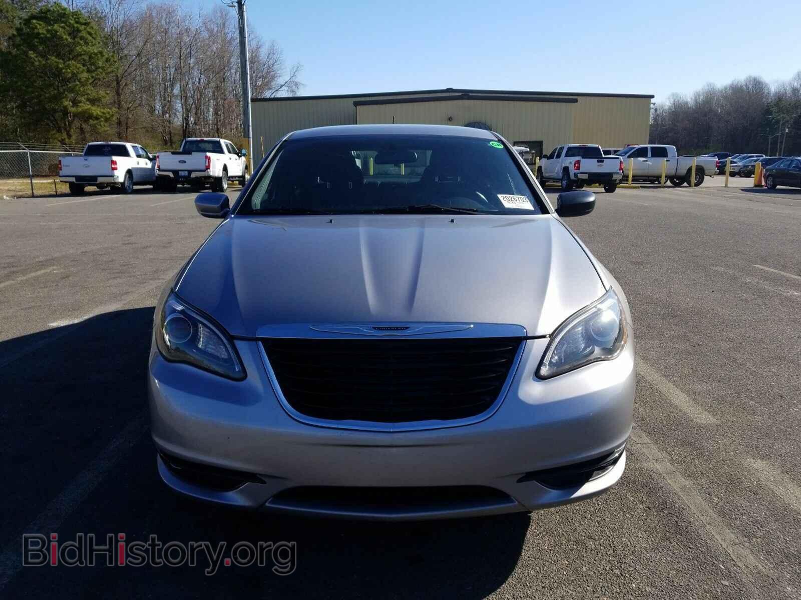 2013 Chrysler 200 - VIN: 1C3CCBBB4DN515613 - Photo 2