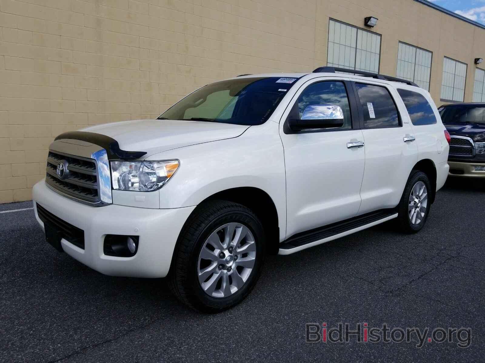Photo 5TDDY5G14DS087071 - Toyota Sequoia 2013