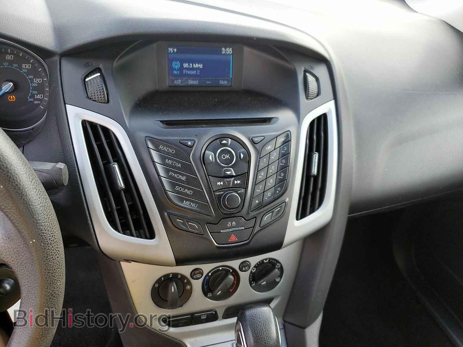 2014 Ford Focus - VIN: 1FADP3F20EL296673 - Фото 4