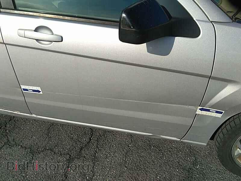 2009 Ford Focus - VIN: 1FAHP36N89W156273 - Фото 9