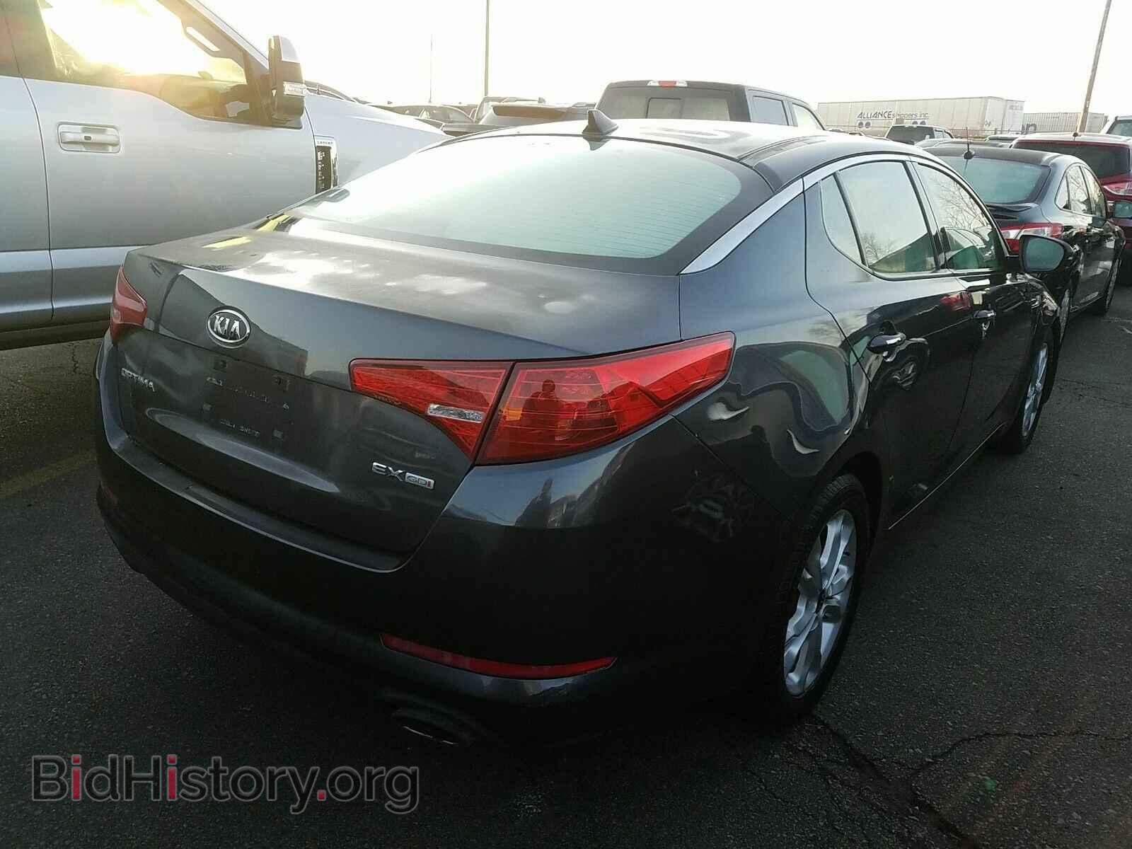 2011 Kia Optima - VIN: KNAGN4A76B5028214 - Фото 2