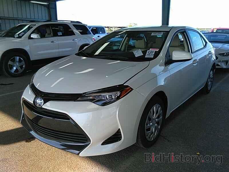 Photo 5YFBURHE9HP597457 - Toyota Corolla 2017