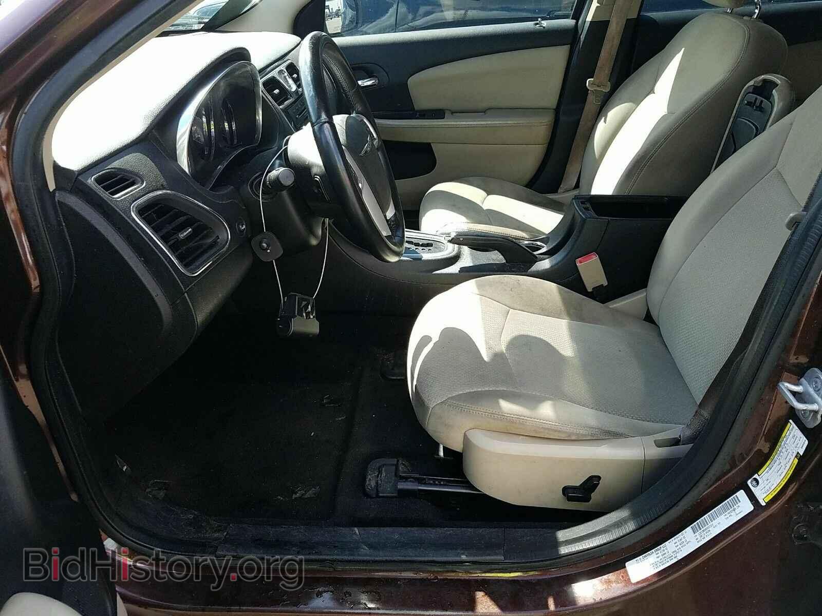2013 Chrysler 200 - VIN: 1C3CCBBB0DN553310 - Photo 3