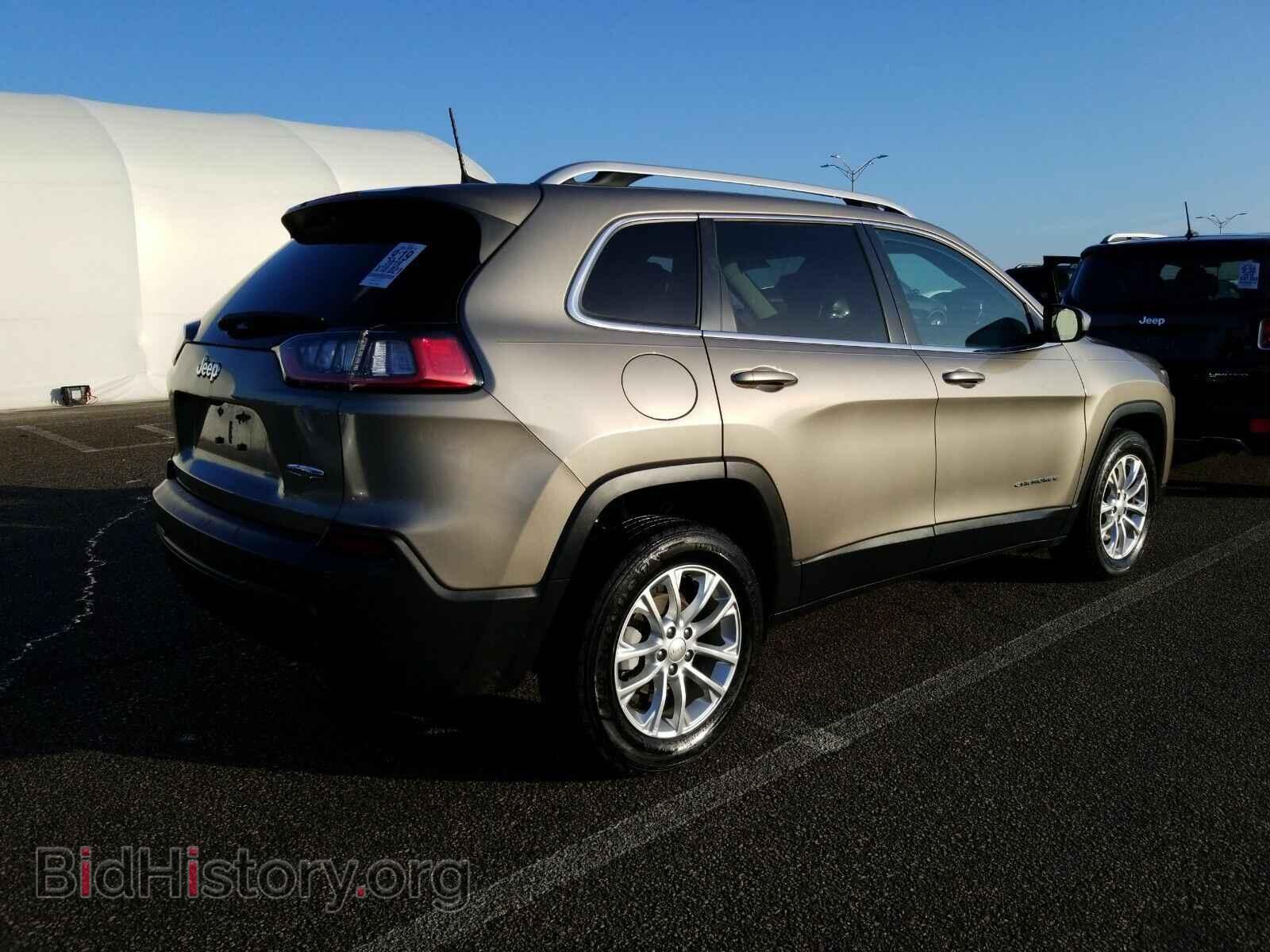 2019 Jeep Cherokee - VIN: 1C4PJLCB7KD301032 - Фото 2