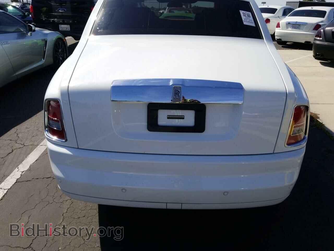 2007 Rolls-Royce Phantom - VIN: SCA1S68557UX08613 - Фото 8