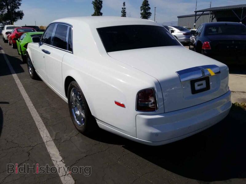 2007 Rolls-Royce PHANTOM (VIN SCA1S68557UX08613) — photo 9 of 17